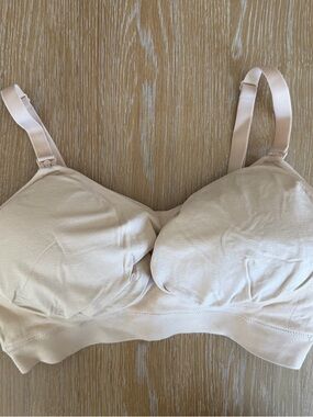 Kindred Bravely Wireless Nursing Bra - Light Beige